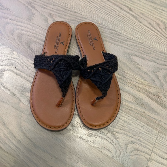 American Eagle Outfitters Shoes - American Eagle Leather Flip Flops Black Cloth Size 6